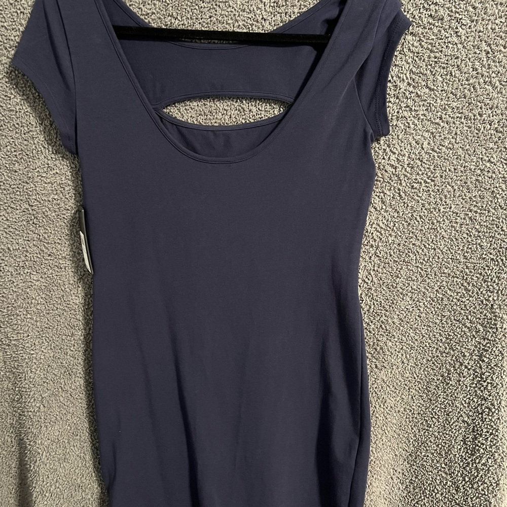 Brand new women’s Guess dress